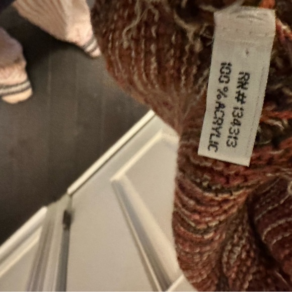 Cute Boho Sweater - Picture 5 of 5